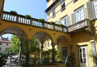Una de las casas de Lucca. Una de las casas de Lucca.
