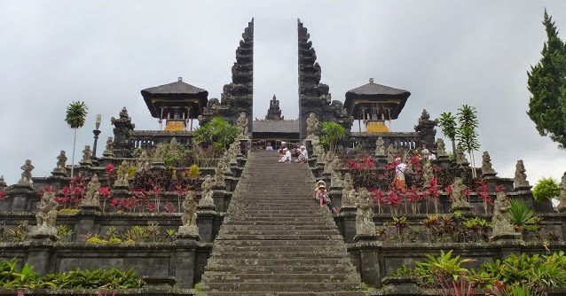 Pura Besakih Karangasem Bali Tempat Wisata
