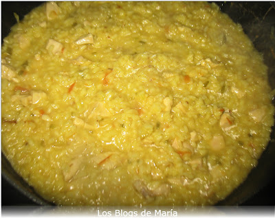 Arroz Sos clásico redondo con pollo ( en amarillo )