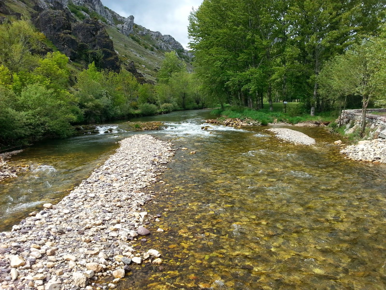 COTO DE PESCA VILLAFELIZ, RIO LUNA