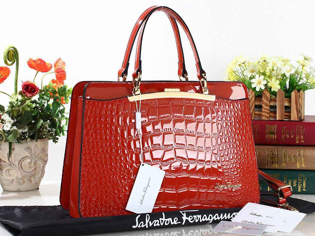 Model Tas Original Pesta Cantik dan Mewah Terkini Model Tas Original Pesta Cantik dan Mewah Terkini