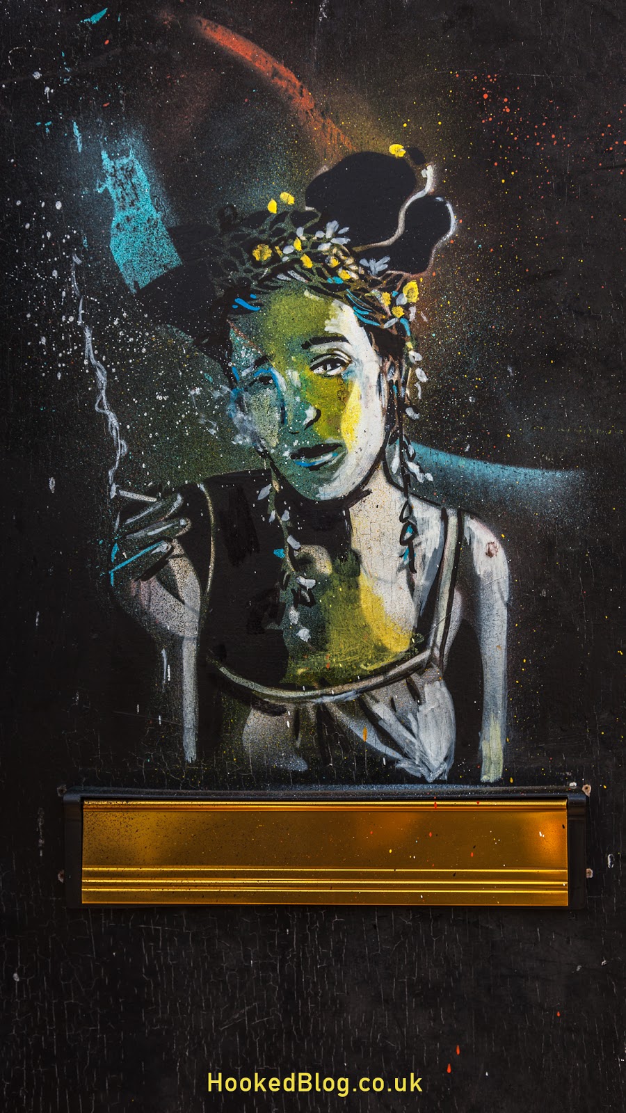 Alice Pasquini, Street Art in Penge, London. Photo ©Hookedblog / Mark Rigney