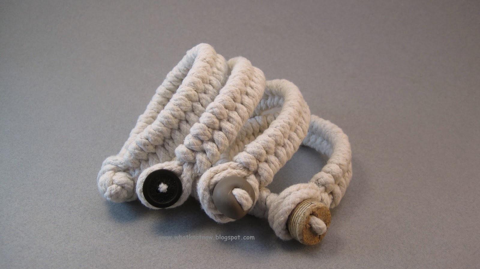 Knots and fiber bracelets fishtail braid rope bracelets with button loop 3816