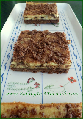 Mint Chocolate Cheesecake Bars | www.BakingInATornado.com | #recipe #dessert