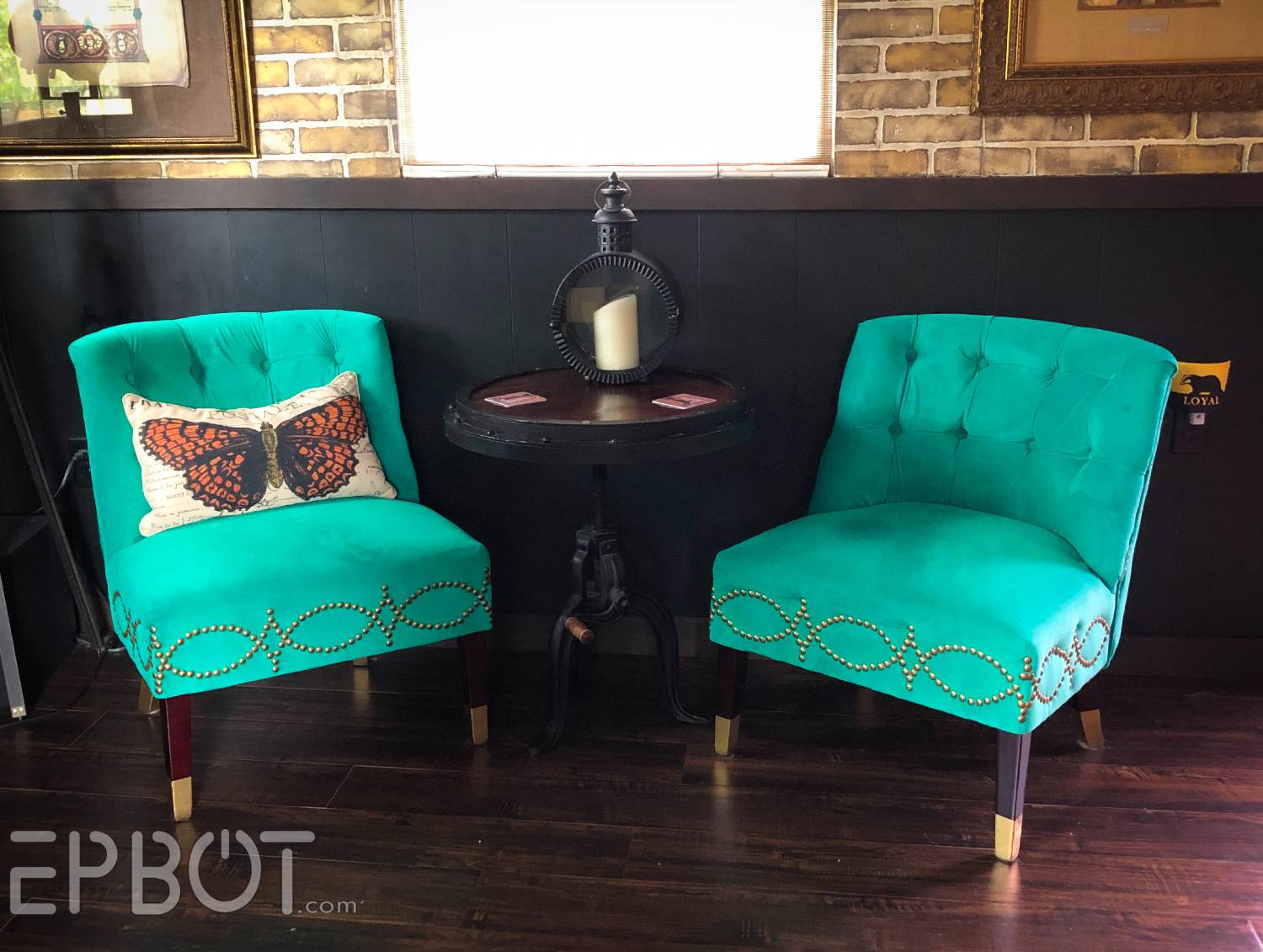 Epbot How I Made My First Chair Slipcovers With No Pattern Much As It Pained Me To Cover Them Since These Lovelies Are My Favorite Place Sit In The Whole House Remember How Plain They Were Before We Added