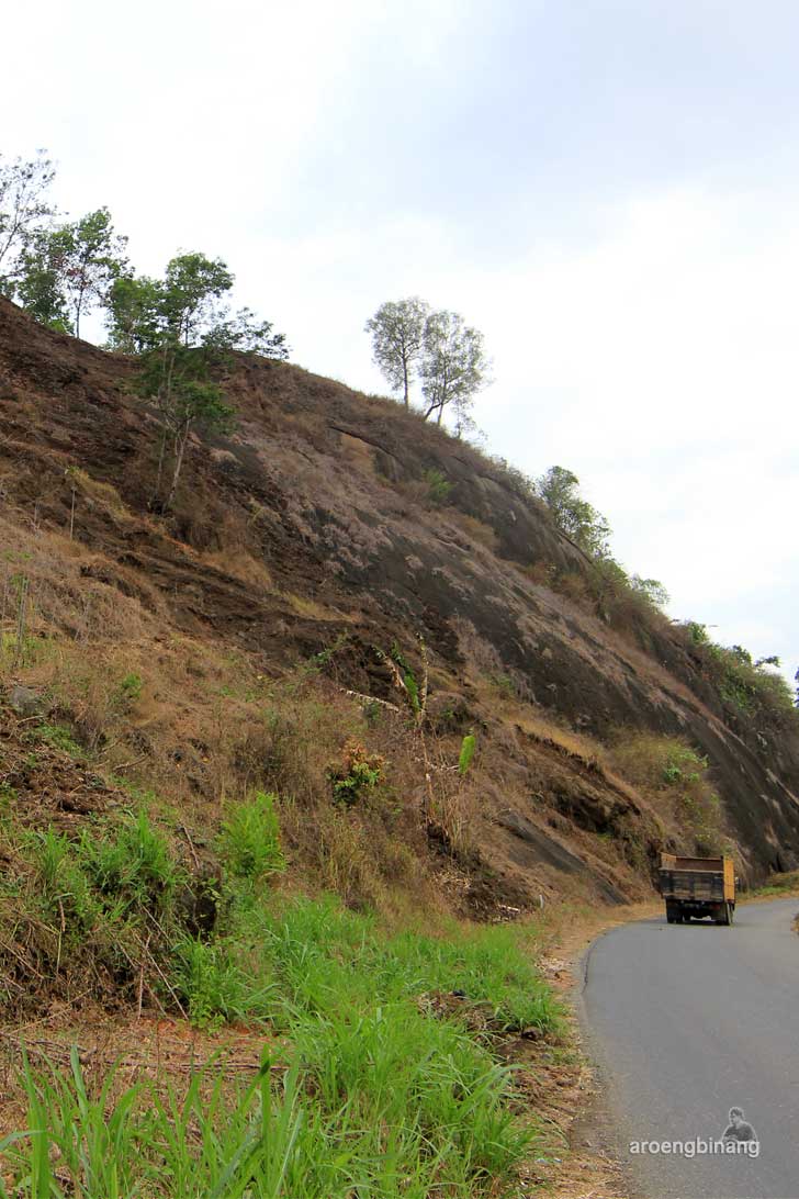cagar alam geologi karangsambung kebumen