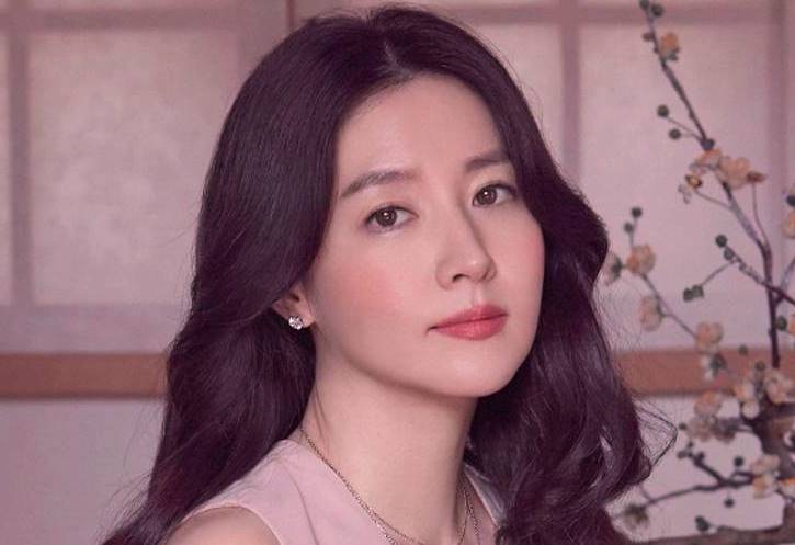 Gaya Rambut Layer Ala Lee Young Ae Gaya Rambut Layer Ala Lee Young Ae