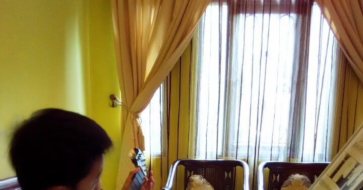 Tempat Les Gitar Murah