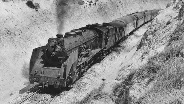 Imagen de uno de los Correo Madrid-La Coruña como el que chocó en Torre del Bierzo. León (Accidente ferroviario de Torre del Bierzo de 1944).