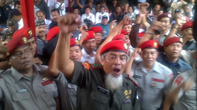 Purnawirawan-based Military Reform and Party Development in Indonesia
