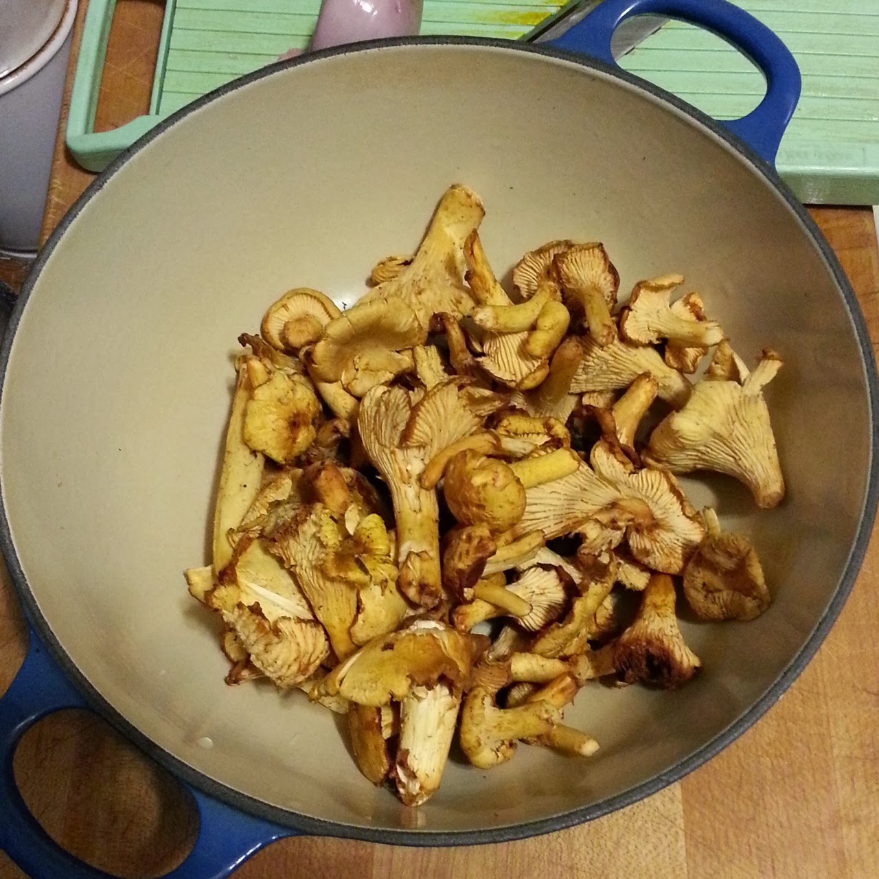 choke, artichoke chanterelles with pasta