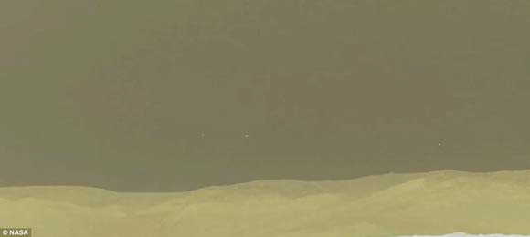 Curiosity aterrizo en Marte: ¿Están los marcianos observando el progreso del Rover?