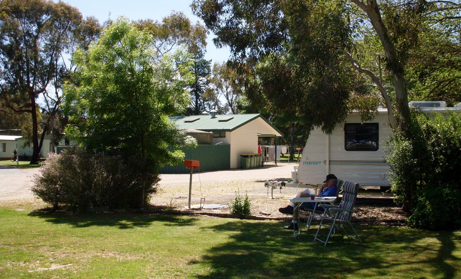 Bruce & Lesley's Travels Parks and Camp Spots