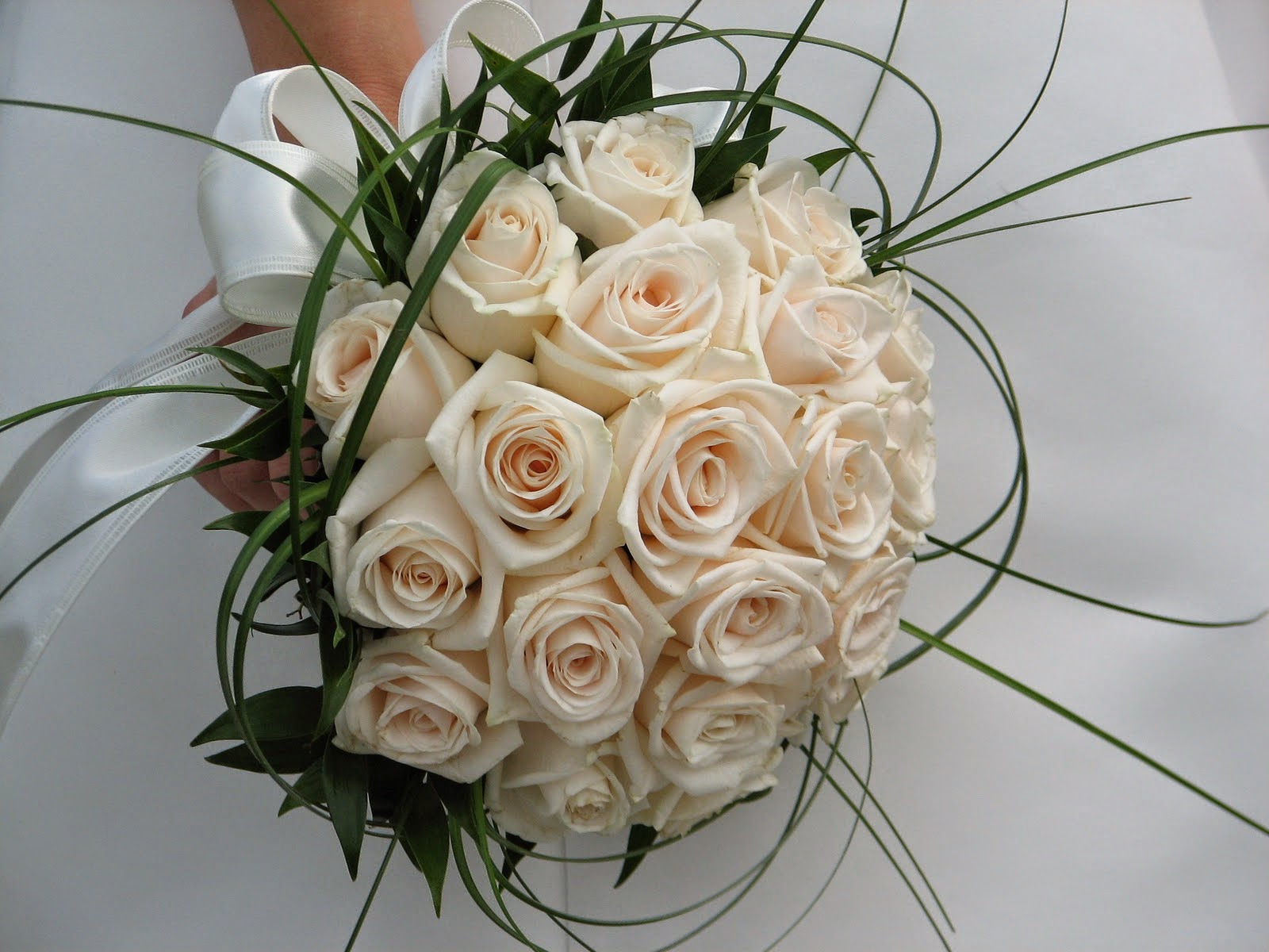 Choosing Your Wedding Flowers Flower With Styles