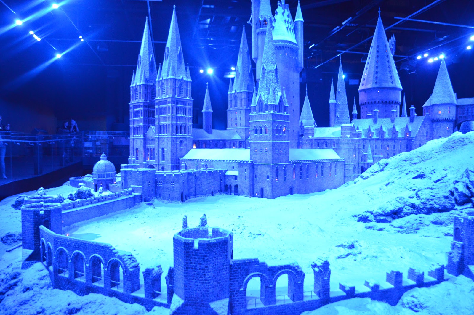 , Ten Reasons to Visit Hogwarts in The Snow at Warner Brother Studios