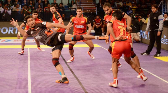 The defending champions completely dominate Bengaluru Bulls in their final away game