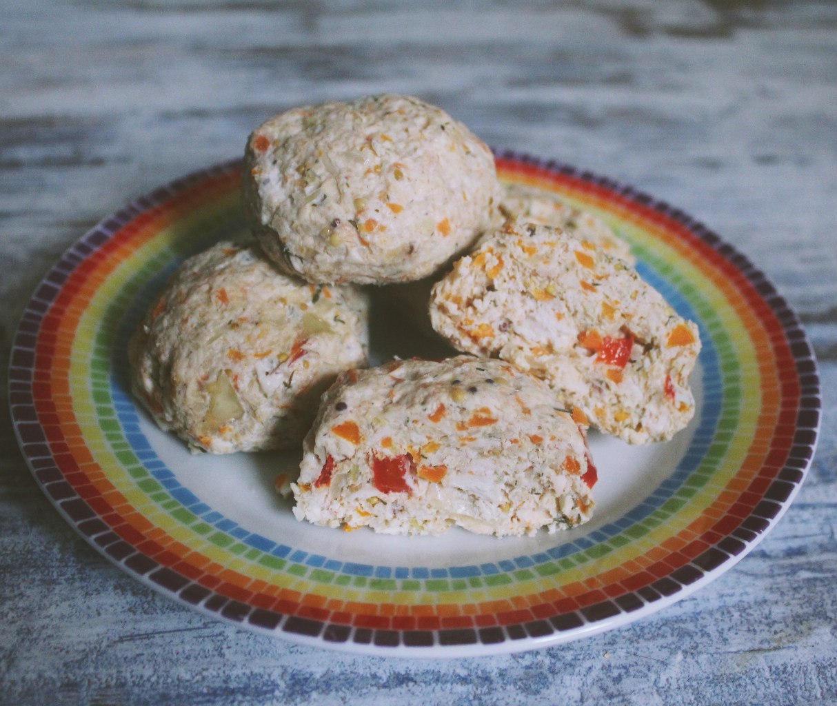 Куриные котлеты в пароварке время. Куриные котлеты на пару в мультиварке. Куриные котлеты в пароварке время. Котлеты на пару в мультиварке. Котлеты из фарша в мультиварке на пару.