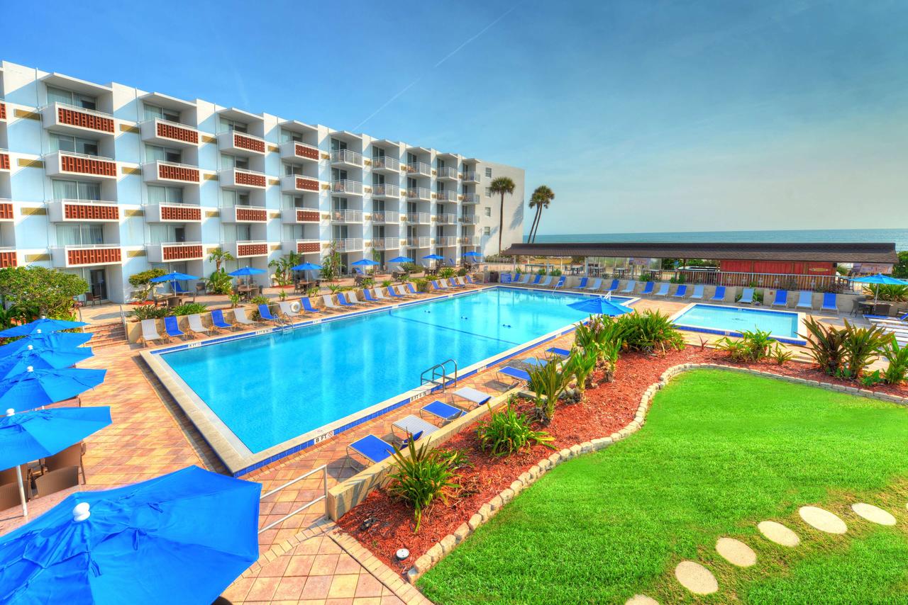 Hotéis Bons E Baratos Em Daytona Beach Dicas Da Flórida Orlando Best Western Aku Tiki Inn Em Daytona Beac Piscina