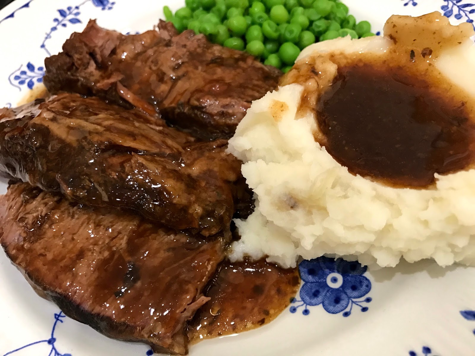 29+ Crockpot Roast Beef And Potatoes Images
