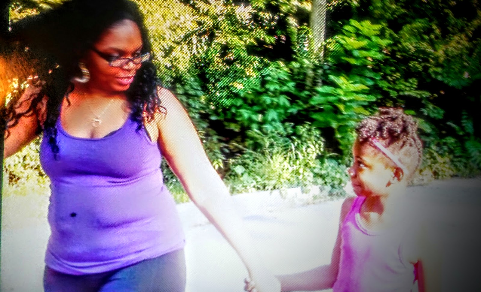 Mommygoesnatural Natural Mom Of The Month mommygoesnatural-natural-mom-of-the-month