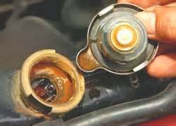 Cara Kerja Radiator Mobil Langkah cara kerja system radiator pada mobil asia tidak sama dengan mobil eropa, kebanyakan pada mobil asia kita bakal temukan tutup radiator yang berperan untuk mengatur desakan.