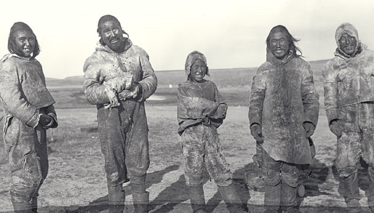 Pueblos en el hielo COPPER INUIT (Kitlinermiut)