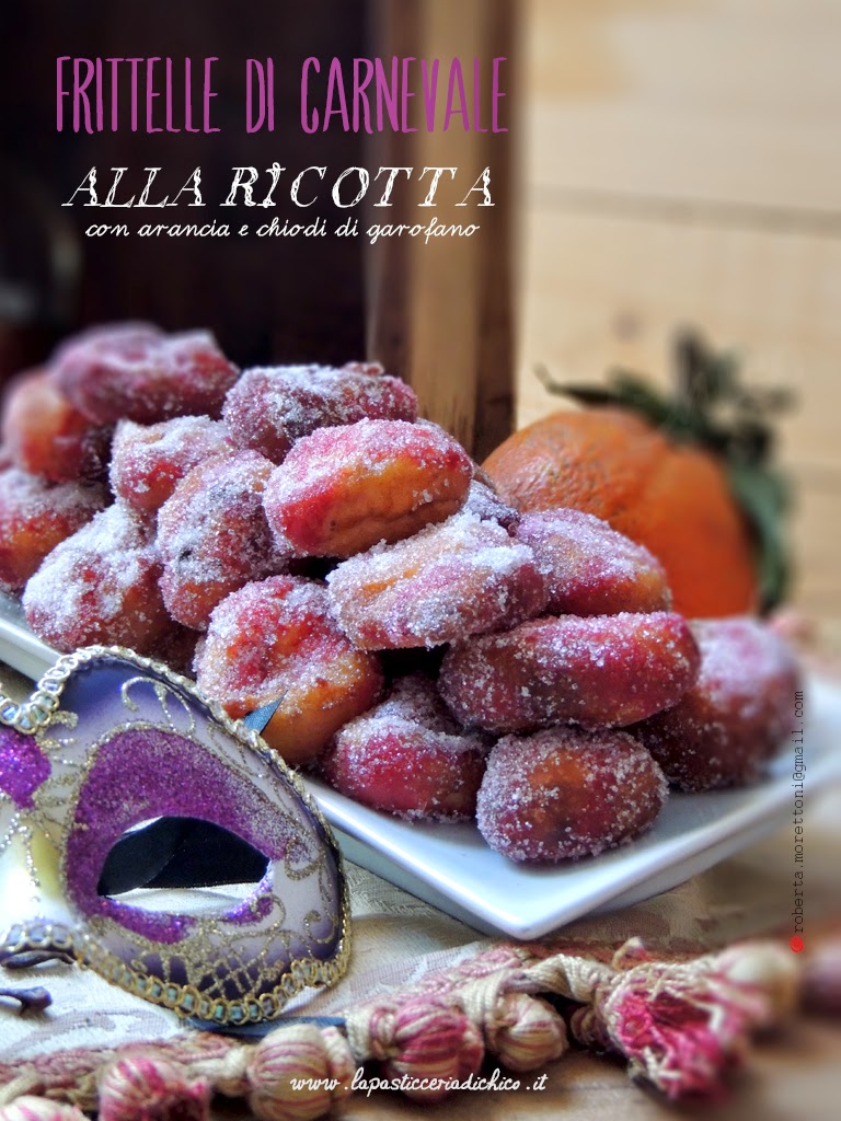 frittelle di carnevale alla ricotta con arancia e chiodi di garofano