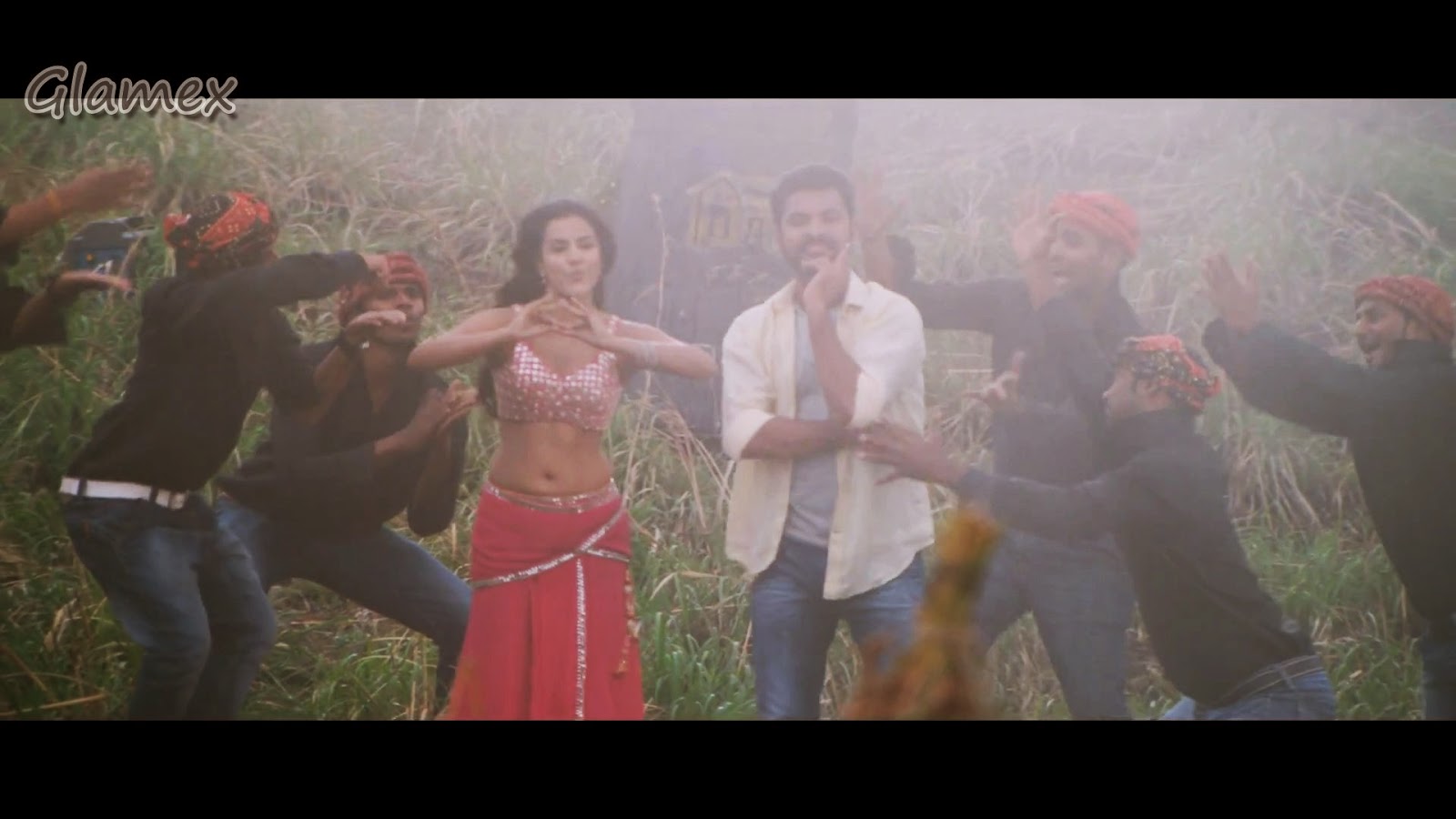 oru oorla rendu raja song