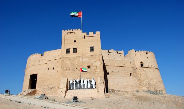 EMIRATO DI FUJAIRAH: COSA FARE E VEDERE EMIRATO DI FUJAIRAH: COSA FARE E VEDERE