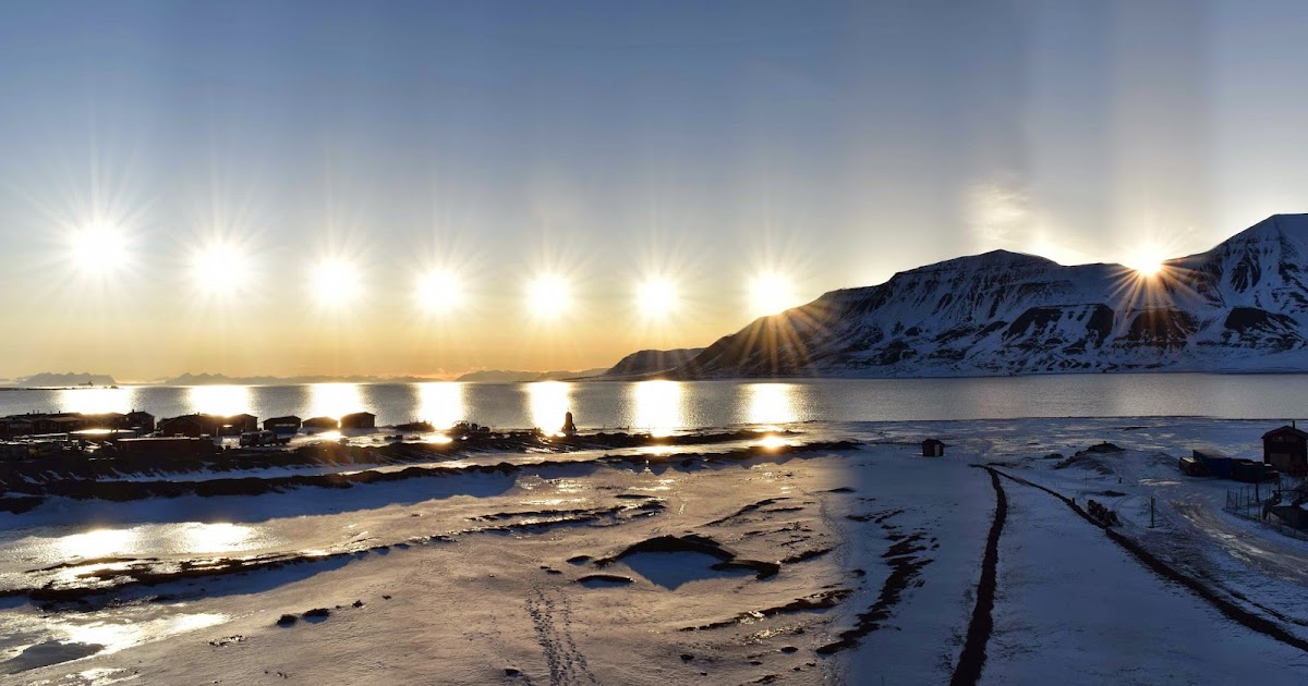 The midnight sun in Svalbard - Visit Svalbard