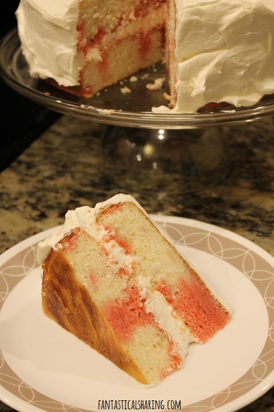 Strawberries & Cream Layer Cake #recipe #dessert #cake #strawberry