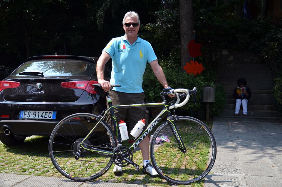 full carbon road bike for rent in Franciacorta Iseo lake