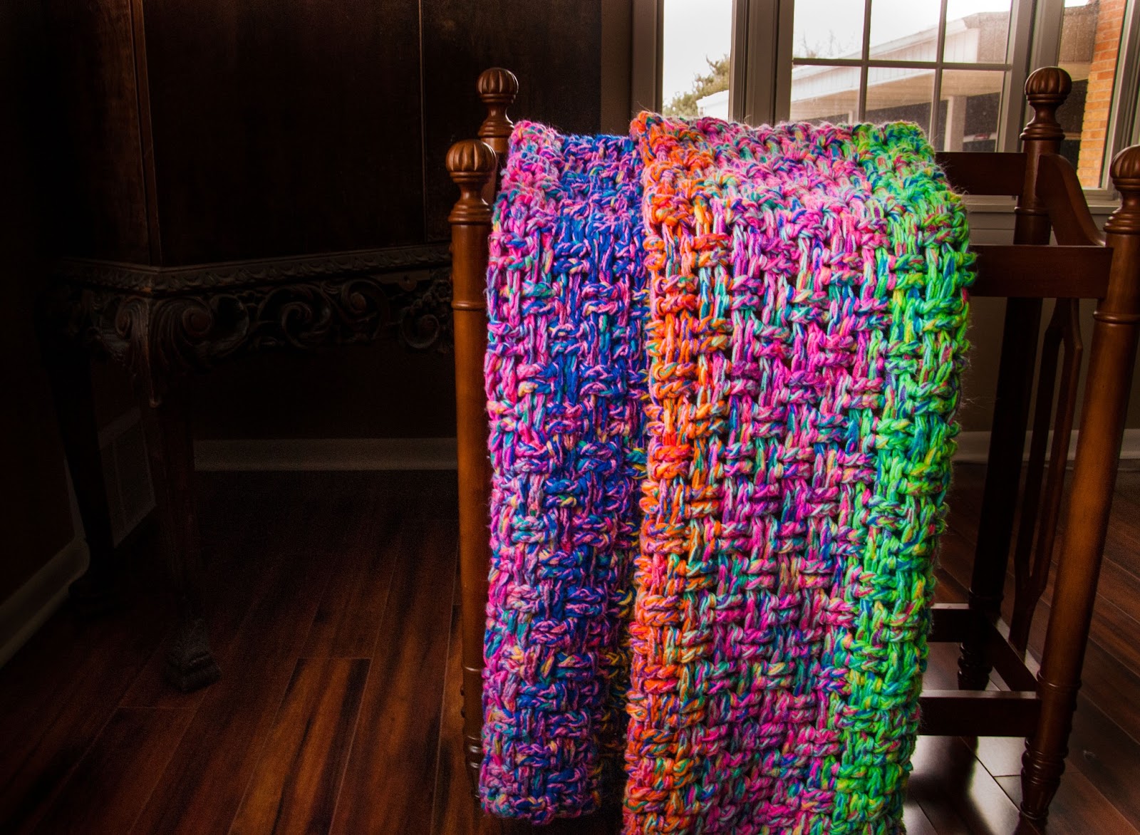 FPF: Zimtstern Mitts and Scrap Yarn Blanket tutorial ...