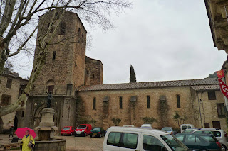 Saint Guilhem le Désert. Saint Guilhem le Désert.