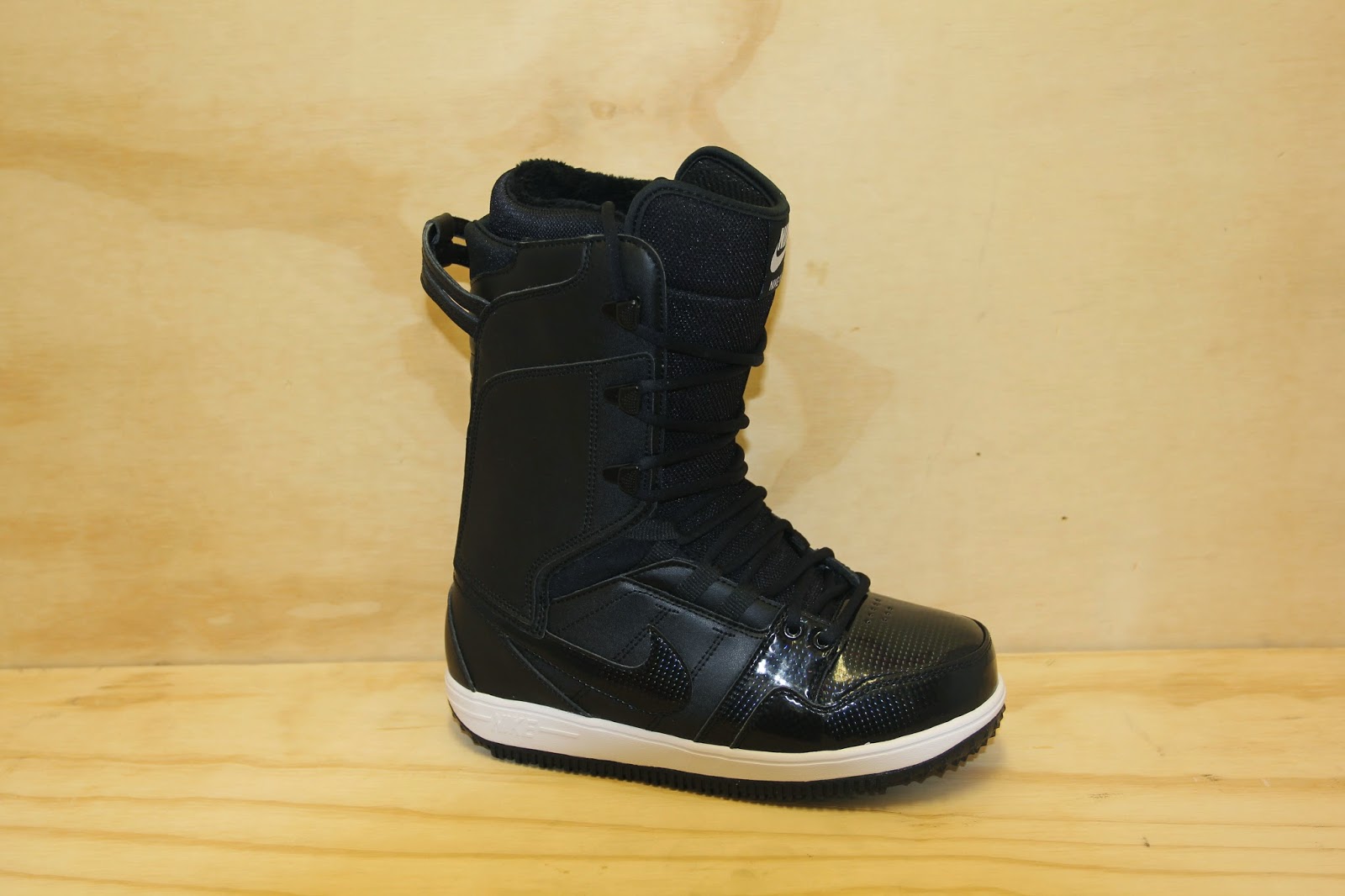 nike long boots