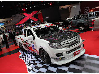 Dmax V-cross แต่ง Dmax V-cross แต่ง