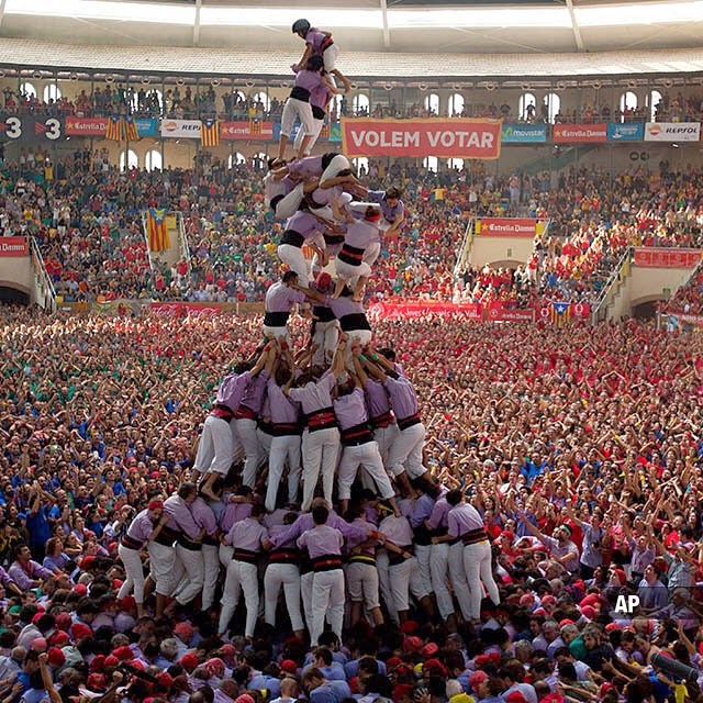 XXV Human Towers of Tarragona in Pictures Catalonia's Human Towers