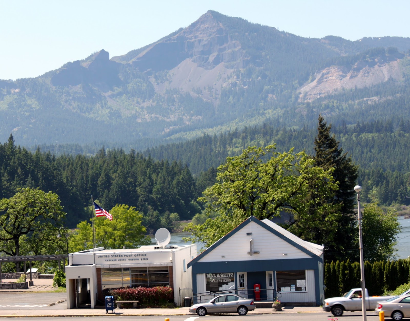 Pictures of my hometown Cascade Locks, Oregon