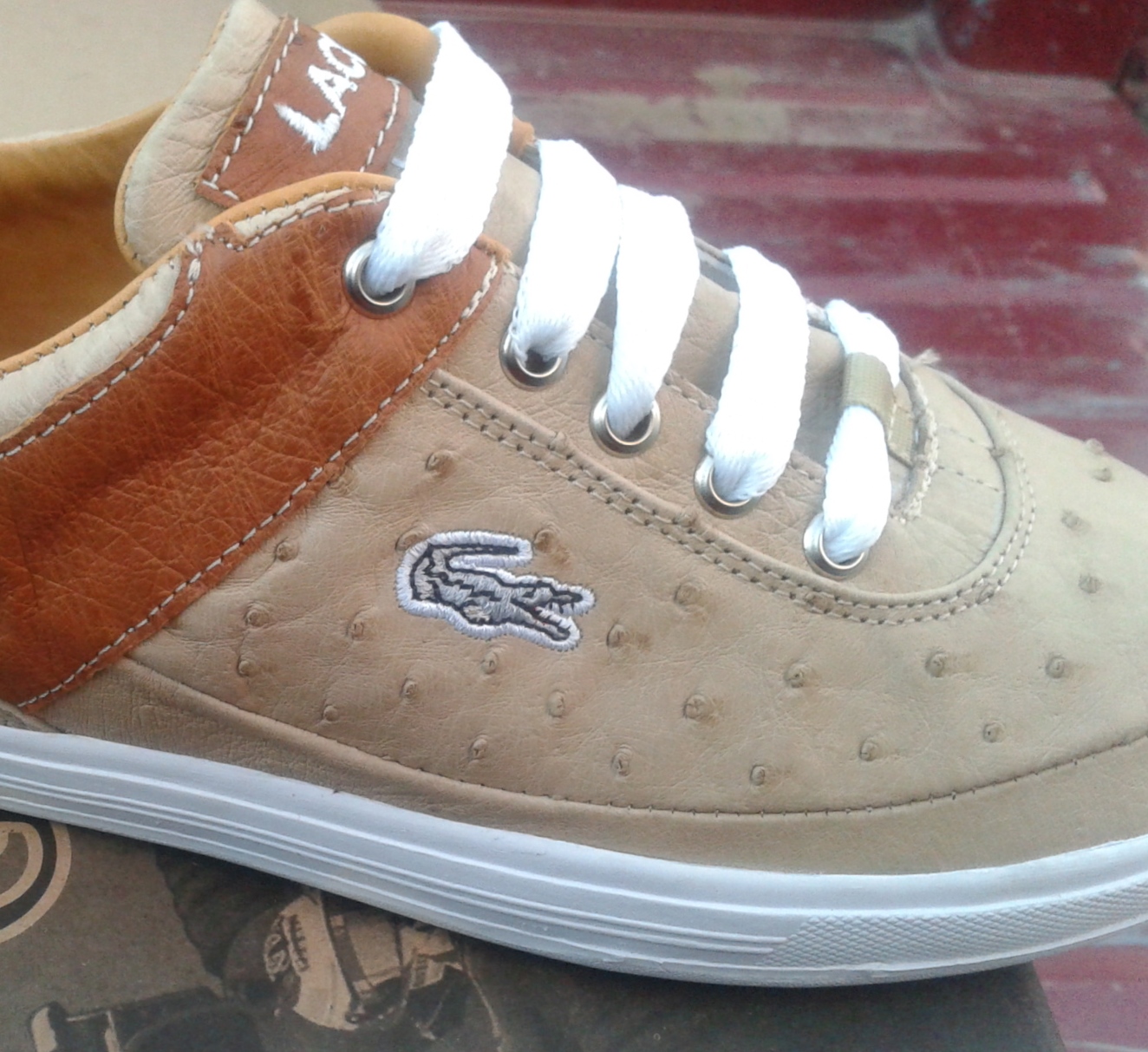 botas vaqueras de piel de sapo