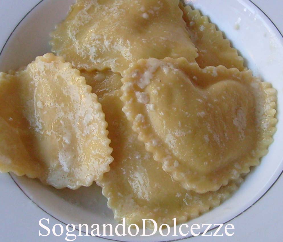 Sognando Dolcezze Ravioli a Forma di Cuore con Funghi Porcini e Ricotta