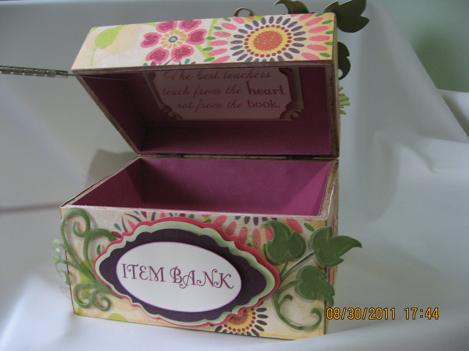 Ligaya's Creativity Zone Cover For An Index Card Box