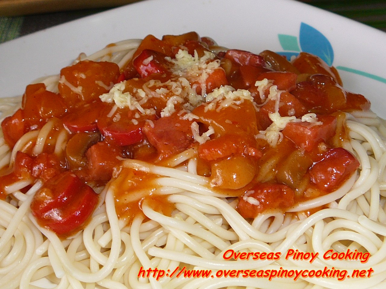 Pinoy Pineapple Fiesta Ham Spaghetti