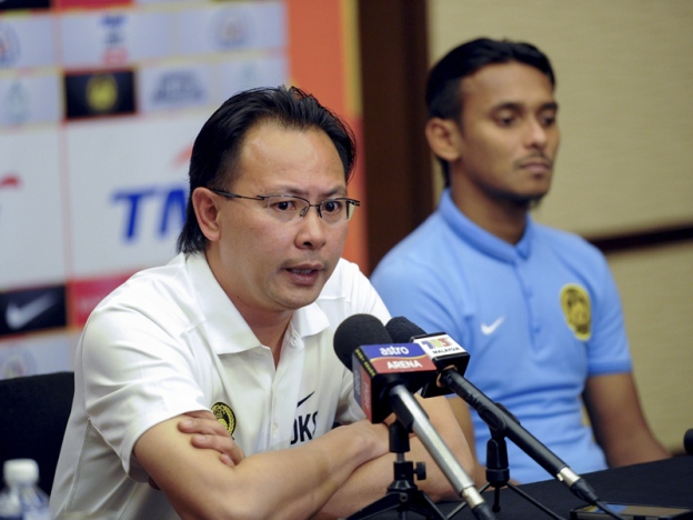 Pasukan ‘Pekerja Jawatan Awam’ Macau Mengaibkan ‘Pemain Bola Sepak Profesional’ Malaysia Pasukan ‘Pekerja Jawatan Awam’ Macau Mengaibkan ‘Pemain Bola Sepak Profesional’ Malaysia