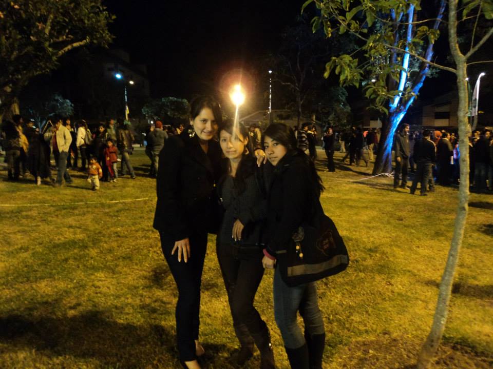 "CUENCA, ANTENAS DEL ECUADOR" Parque de la madre