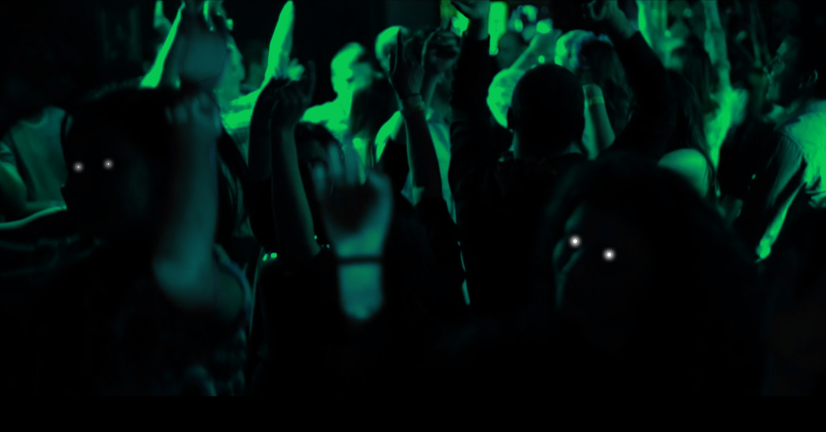 Pessoas Dos Olhos Brilhantes Zona 33