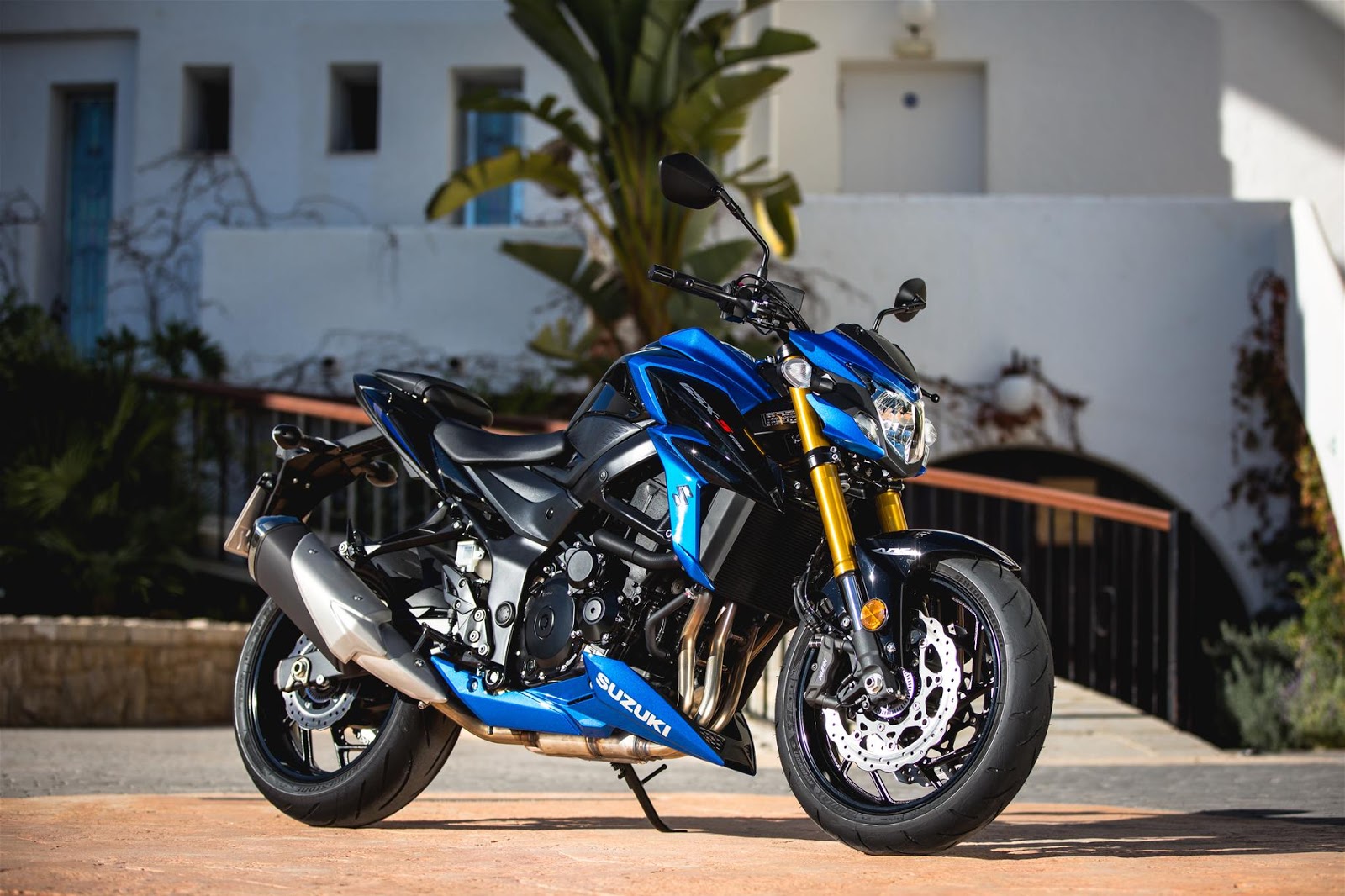 Suzuki presenta la GSX-S750 en España - Fénix Moto – Noticias, pruebas