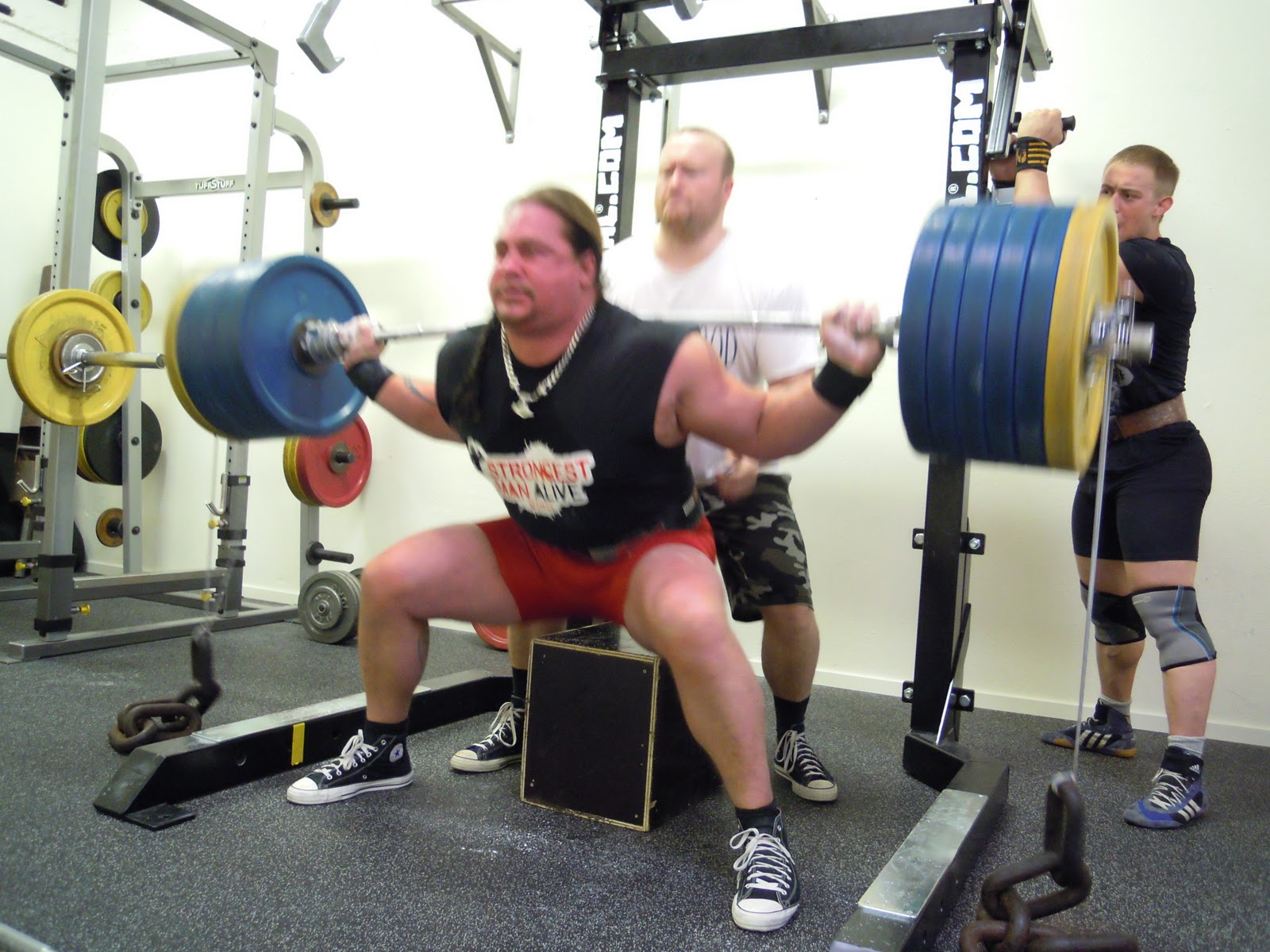 MuscleZone Starke man träning Muscle Zone Gym