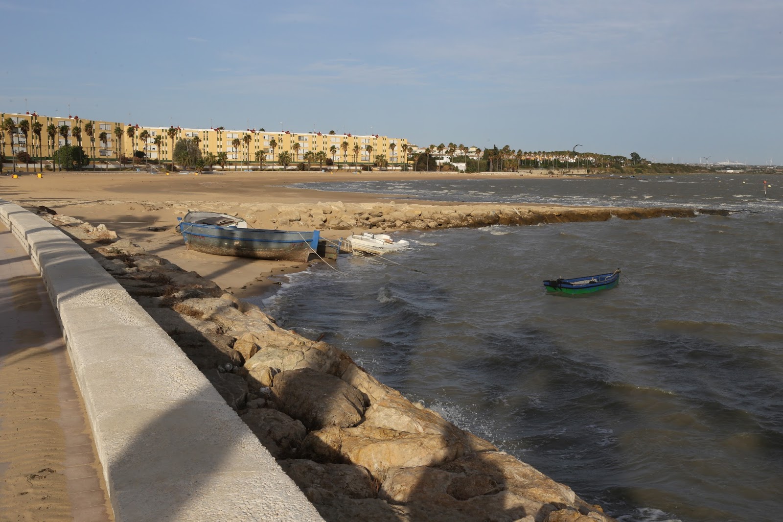 Andalucía Viajes Playa de la Cachucha (Puerto Real)