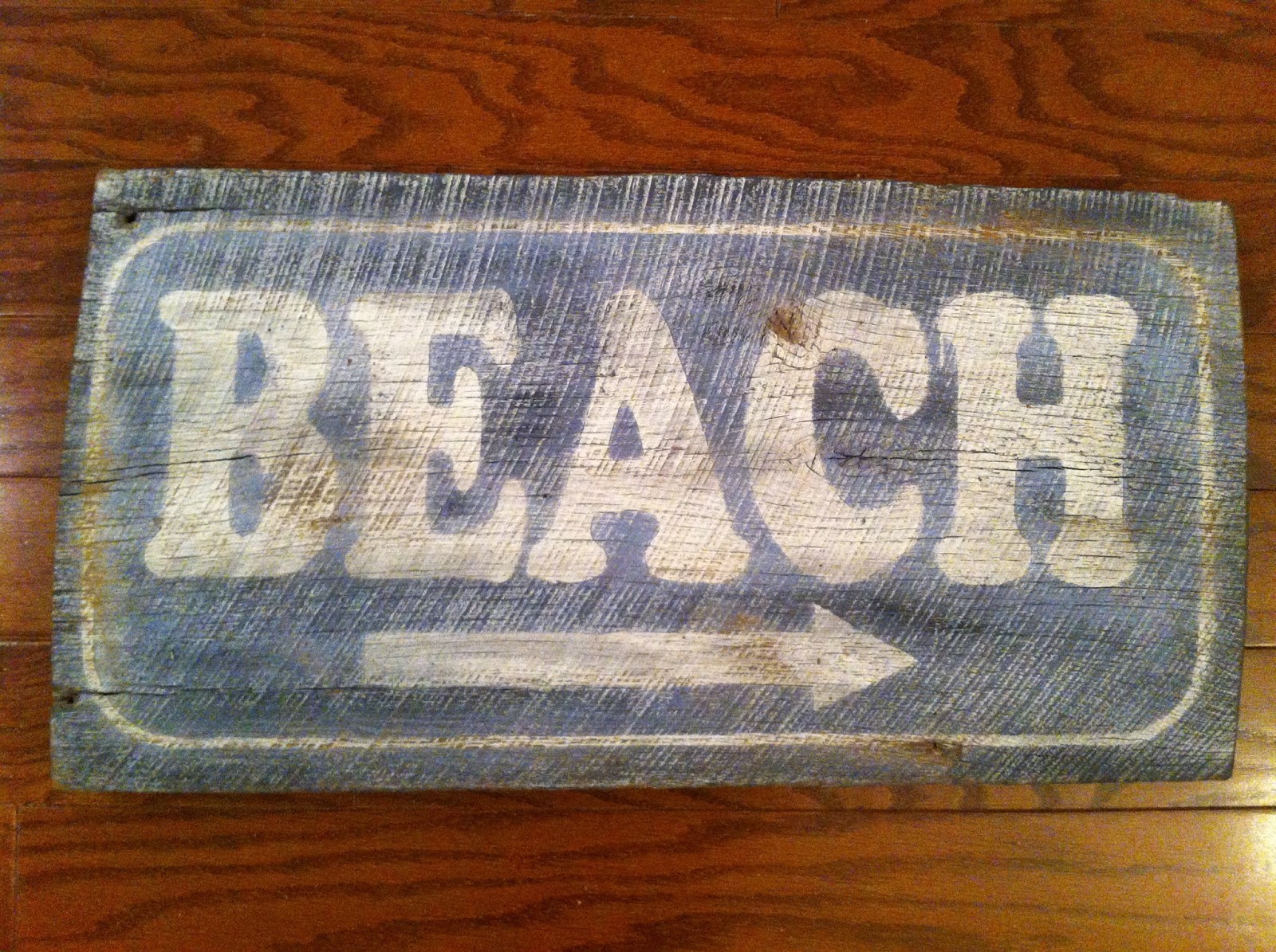 Susan Snyder: BEACH SIGN