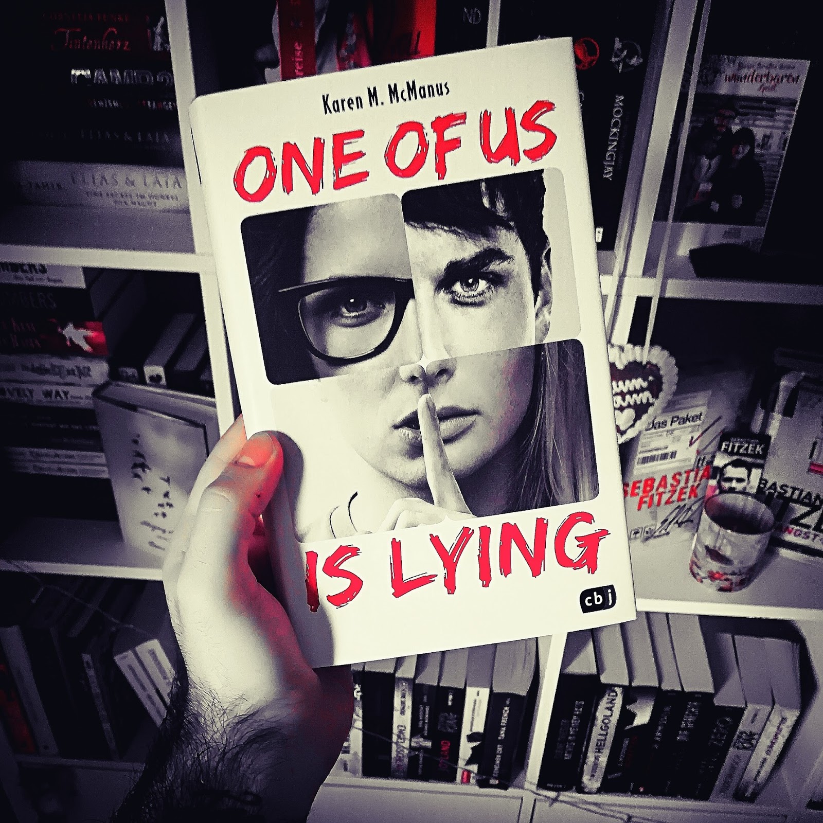 One Of Us Is Lying Deutsch One of Us is Lying von Karen M. McManus #rezension – Listen by Lenny